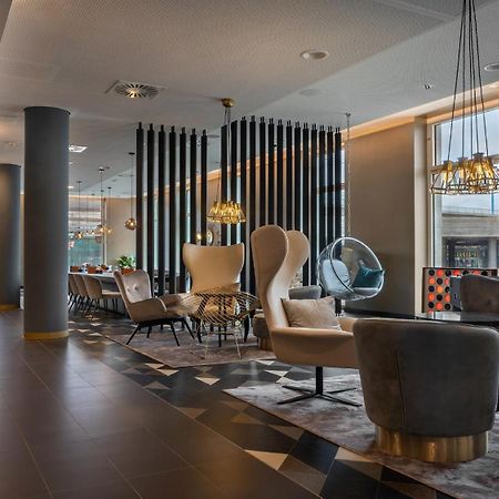 เดอะ นิว ริดจ์ Hotel Halle  ภายนอก รูปภาพ