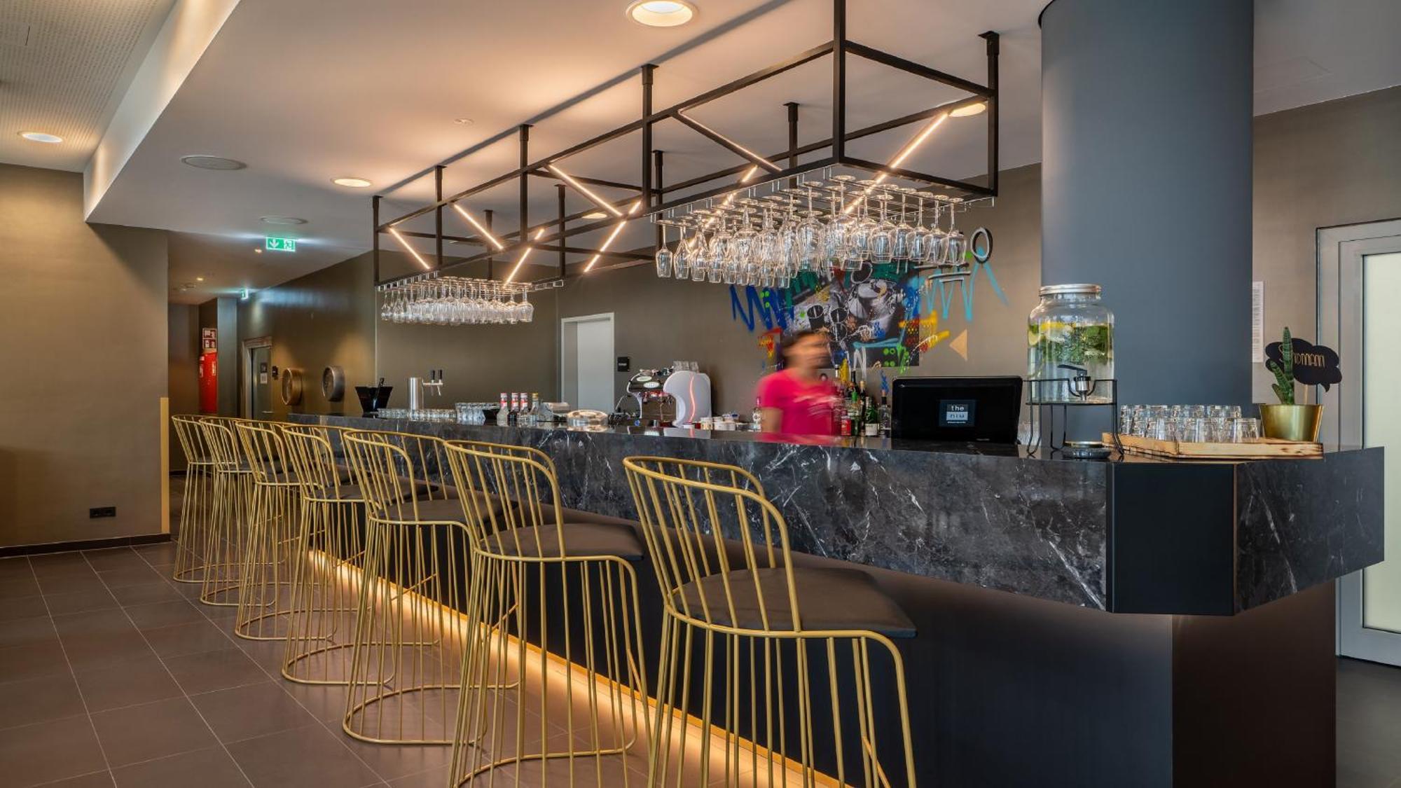 เดอะ นิว ริดจ์ Hotel Halle  ภายนอก รูปภาพ