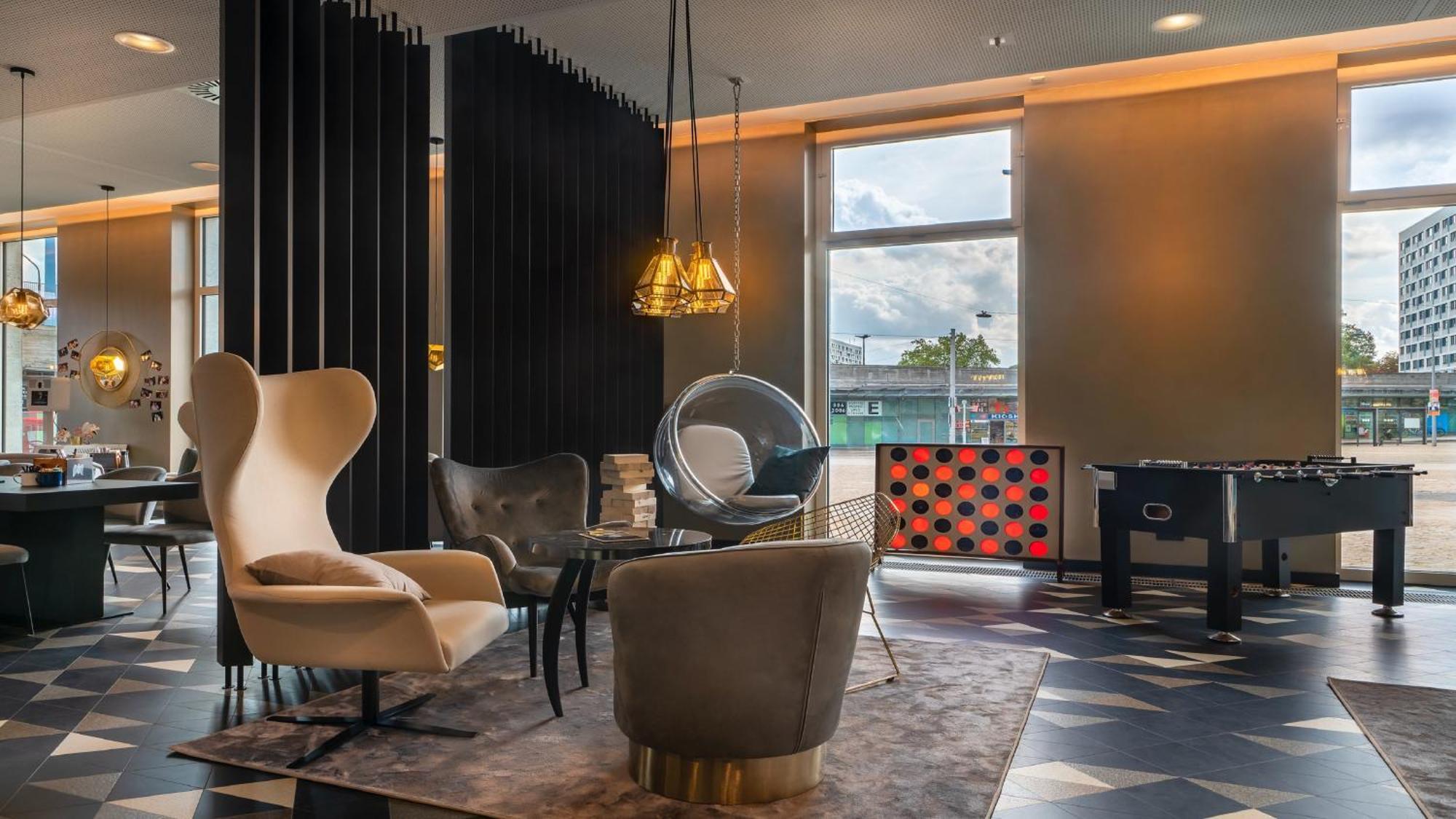 เดอะ นิว ริดจ์ Hotel Halle  ภายนอก รูปภาพ